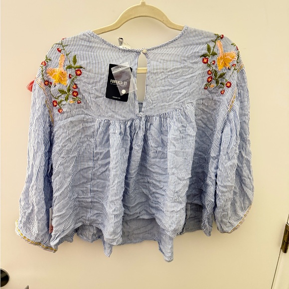 Forever 21 Blouse - Picture 2 of 5